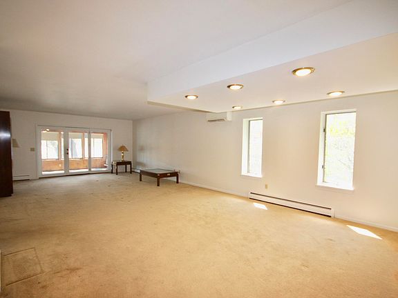 5th image of 121 N Crooked Lake Dr