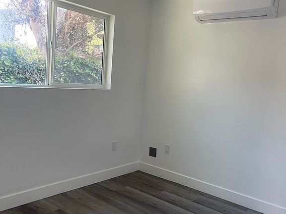 2nd image of 3920 Santa Rosalia Dr #4110