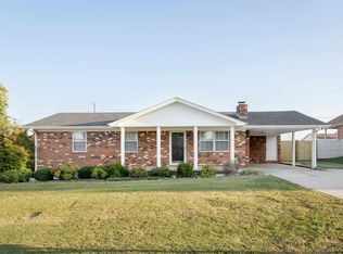 211 Colorado Ave, Muscle Shoals, AL 35661