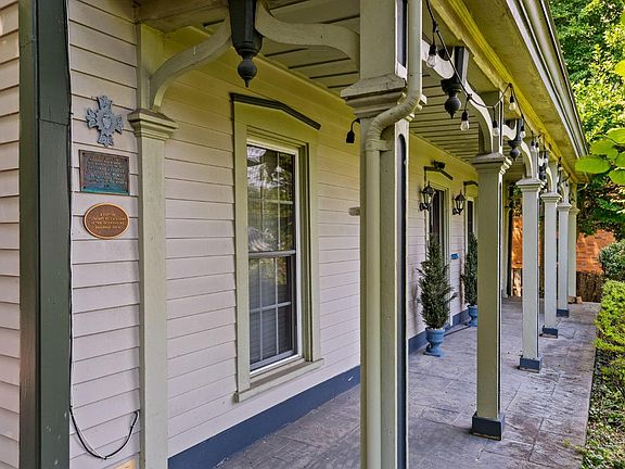 4th image of 5651 Hamilton Ave
