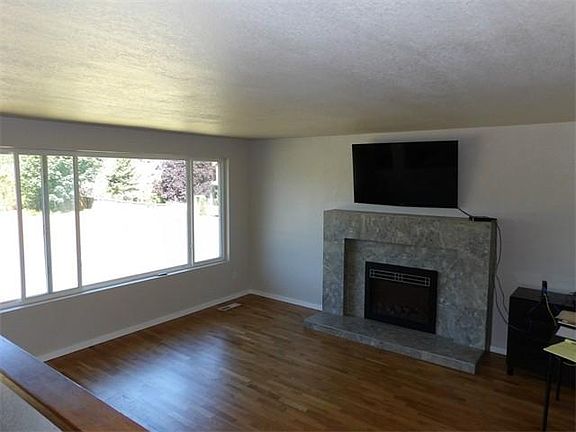 2nd image of 14610 75th Ave NE