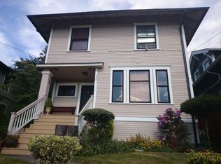 806 30th Ave, Seattle, WA 98122