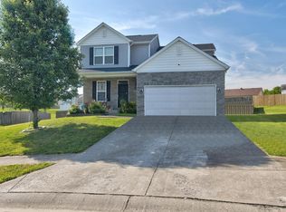 7071 Shadywood Ct, Shelbyville, KY 40065