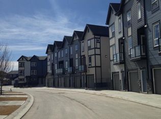 15 Evanscrest Park NW, Calgary, AB T3R1V5