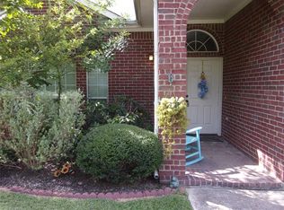 419 Lake View Dr, Montgomery, TX 77356