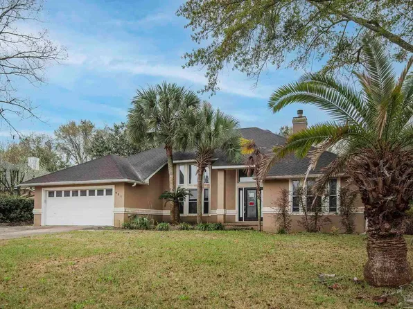 831 Shadow Ridge Dr, Pensacola, FL 32514