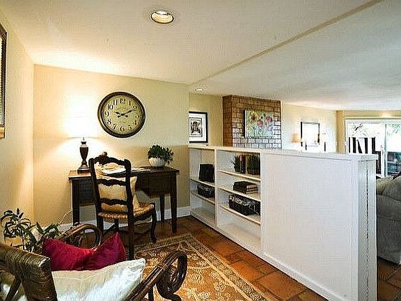 4th image of 315 Richardson St