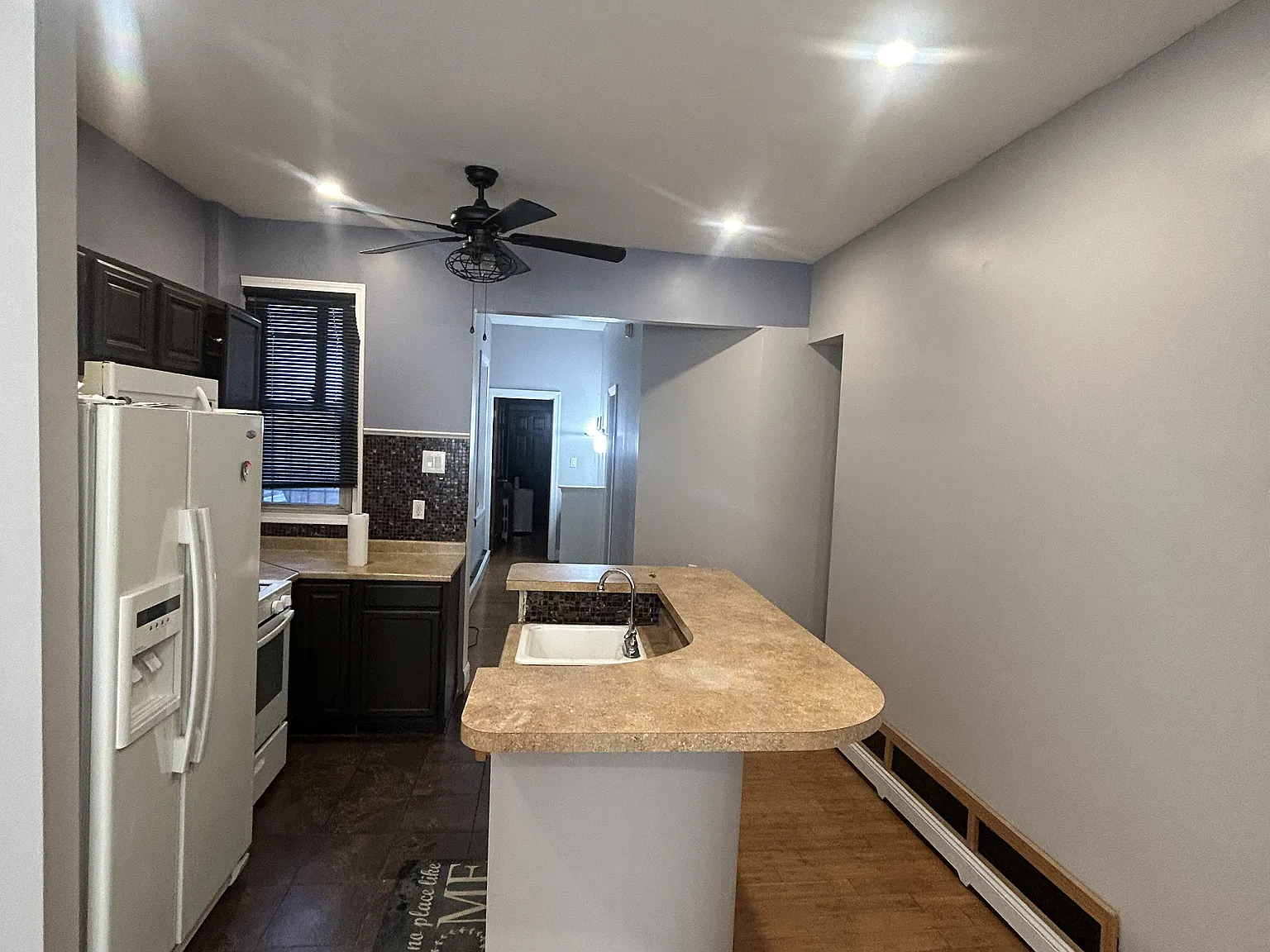 1 bed, 900 sqft, $975 — Photo 2