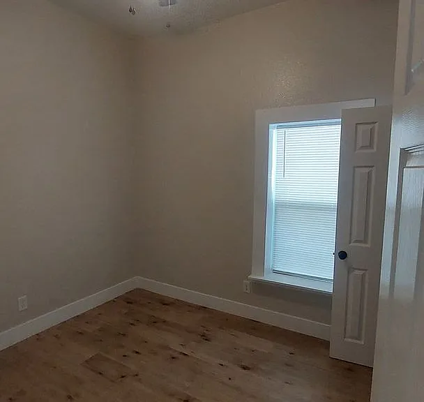 2414 San Diego Ave — Photo 28