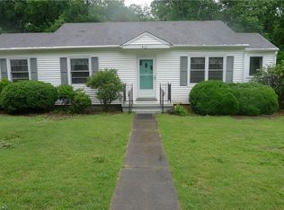 911 Courtland Ave, Reidsville, NC 27320
