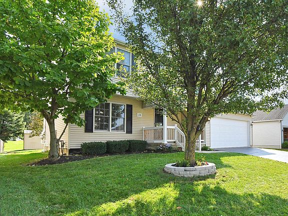 2nd image of 1128 Streamside Dr