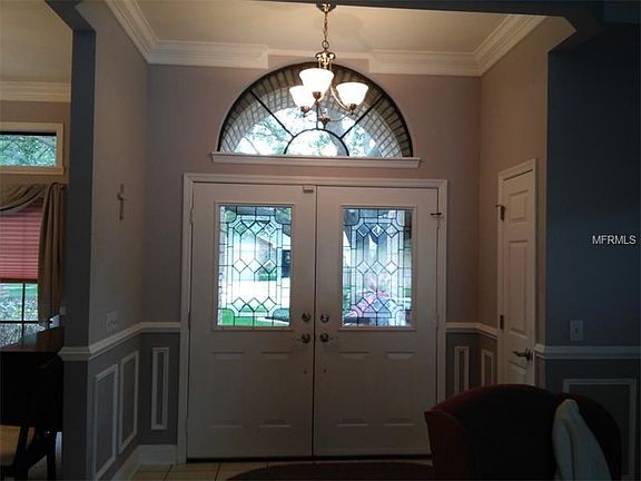 2nd image of 1620 Palace Ct