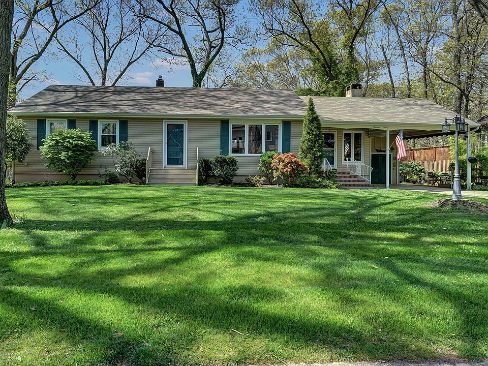 1st image of 112 Adelaide Pl