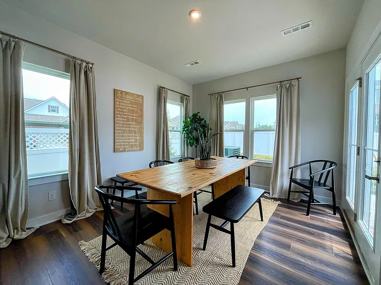 903 Orchid Pl — Photo 7