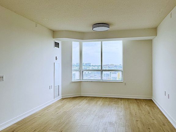4th image of 3088 Kennedy Rd #709