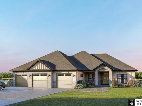 815 N 104th St, Lincoln, NE 68527