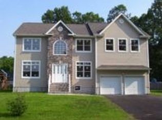 37 Avenue I, Monroe, NJ