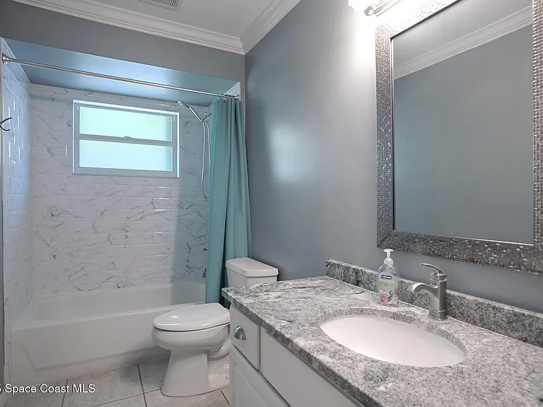 112 Carmen St — Photo 18