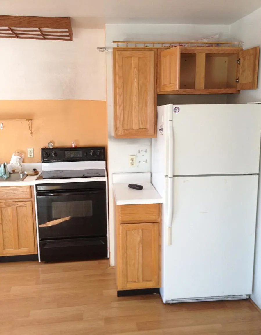 2 bed, 700 sqft, $1,300 — Photo 3