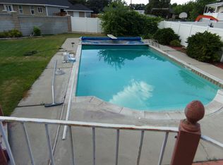 4851 Hidden Cove Cir, Taylorville, UT 84123