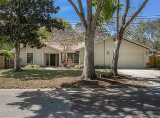 9850 133rd St, Seminole, FL 33776