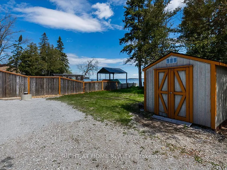 241 Rockaway Beach Pl — Photo 22