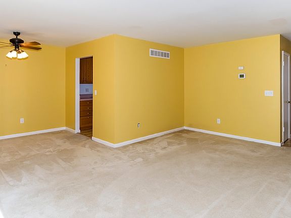 5th image of 625 Harberts Ct