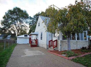 2704 Mix St, Bay City, MI 48708