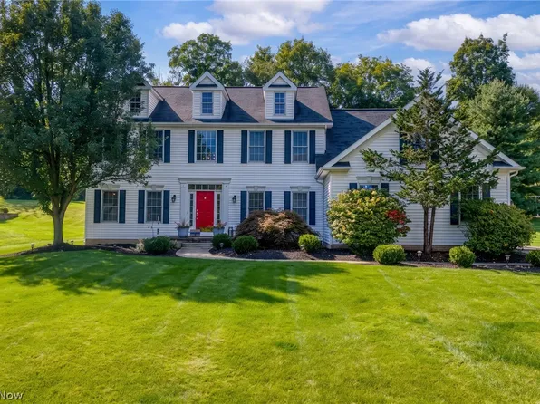 6576 Glen Coe Dr, Brecksville, OH 44141