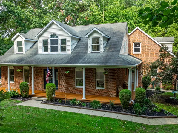 5465 Ingersoll Pl, Waldorf, MD 20601
