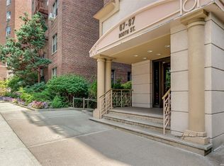 6787 Booth St APT 4G, Flushing, NY 11375