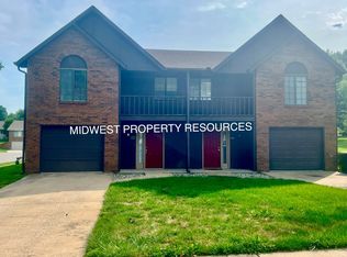 24A NW Lakeview Blvd, Lees Summit, MO 64063