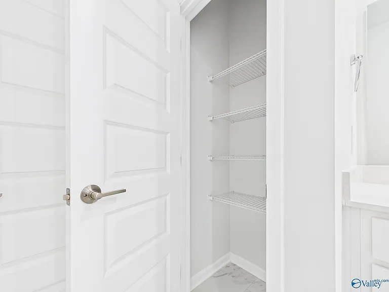 17993 Longleaf Dr — Photo 15