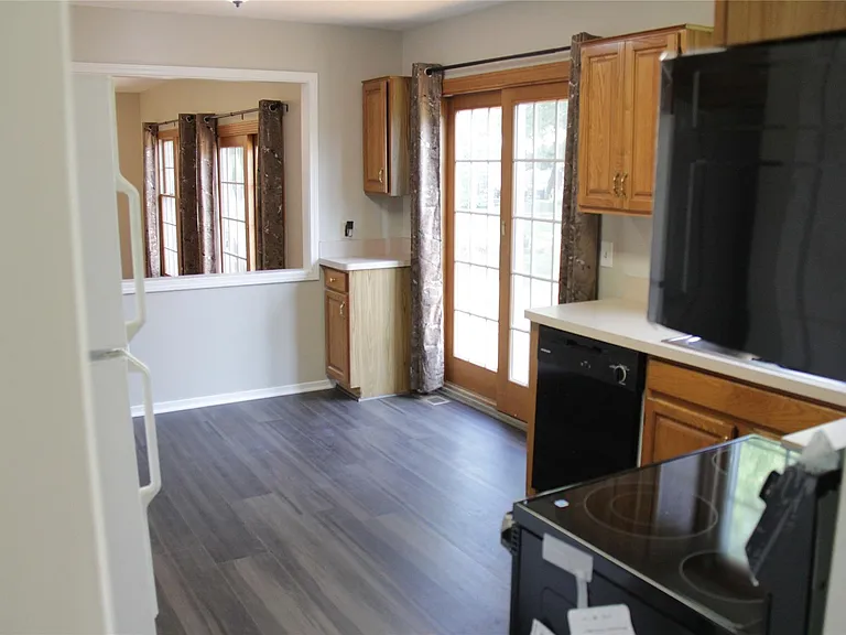 44777 Saltz Rd — Photo 21