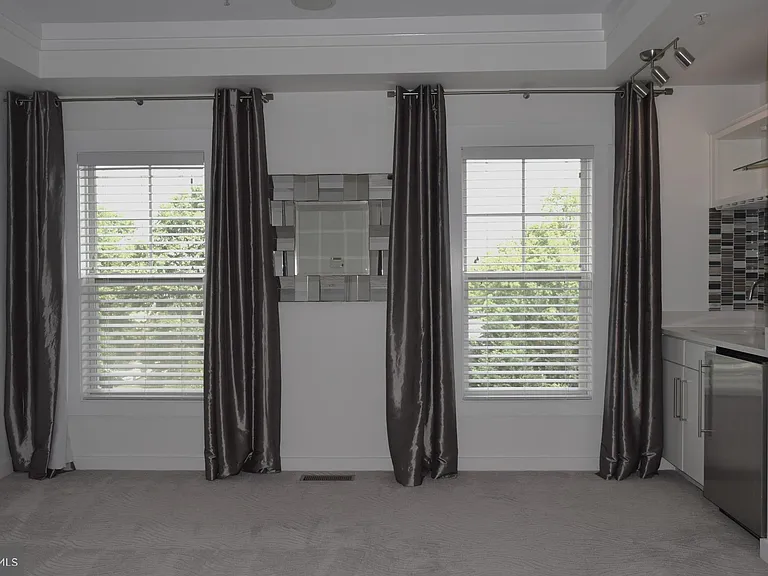 22447 Verde Gate Ter — Photo 38