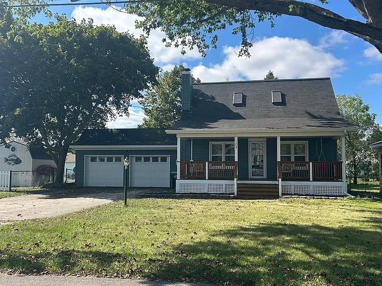 107 Smith St — Photo 1