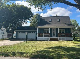 107 Smith St, East Tawas, MI 48730