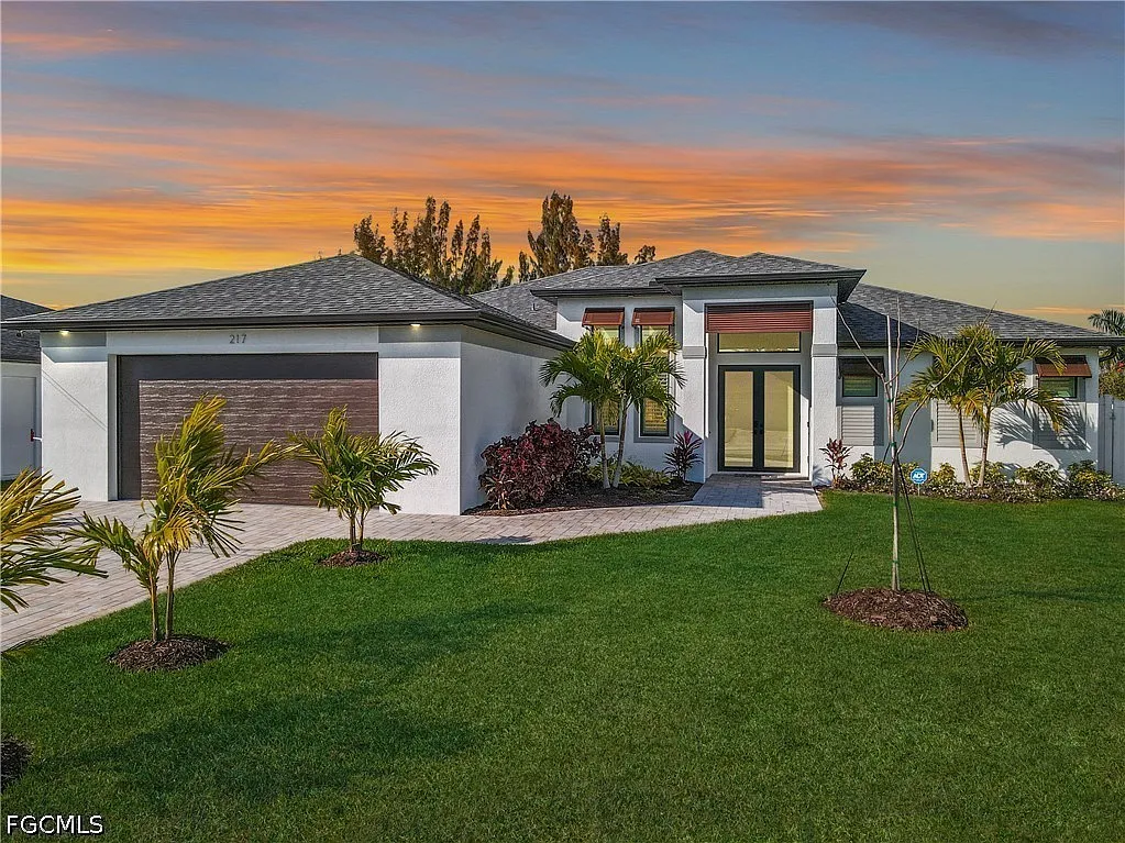 4 bed, 3.0 bath, 2207 sqft, $3,500 — Photo 1
