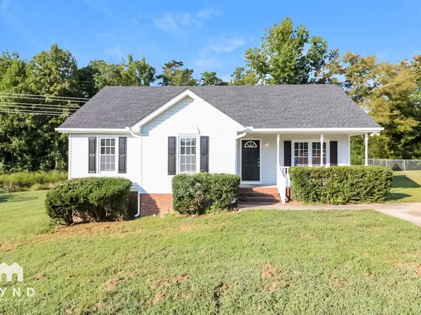 1084 Holly Pointe Dr, Wendell, NC 27591