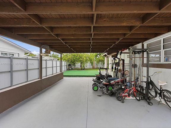 3rd image of 11741 SW 182nd Ter
