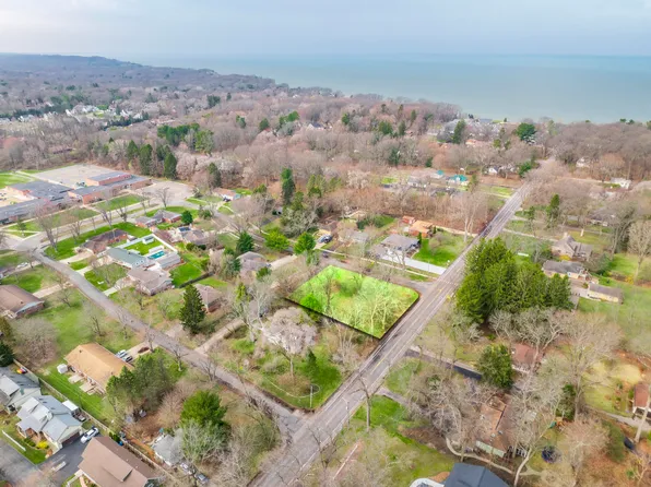 2754 W Glenlord Rd, Stevensville, MI 49127