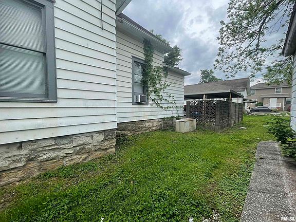 4th image of 408 S University Ave