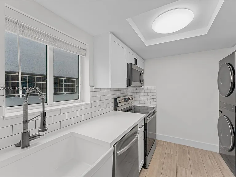 2415 NW 16th Street Rd #306 — Photo 3