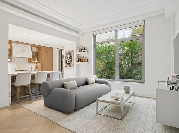 40 Bleecker Street image 1 of 19