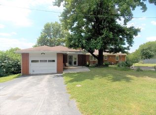 1595 E Farm Road 92, Springfield, MO 65803