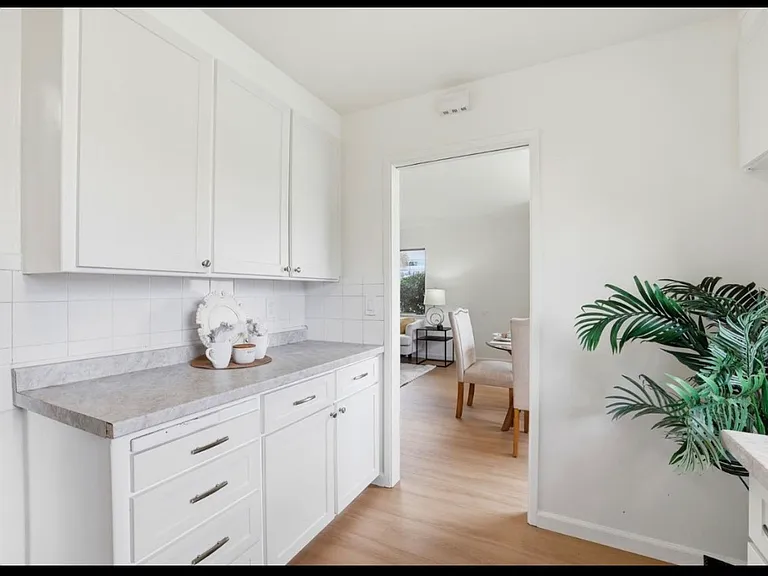 1070 Arroyo Seco Dr — Photo 9