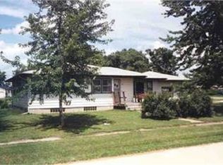 24726 Pleasant St, Oran, IA 50664