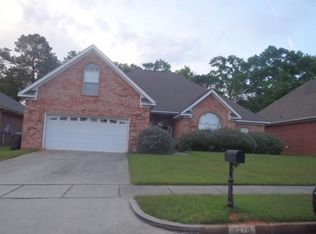 8720 Woodberry Ct, Mobile, AL 36695
