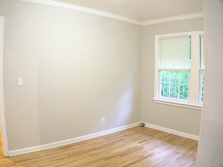 811 Gertrude Pl NW — Photo 8