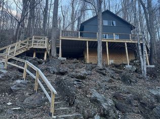 88 Mountain Farm Rd, Burnsville, NC 28714